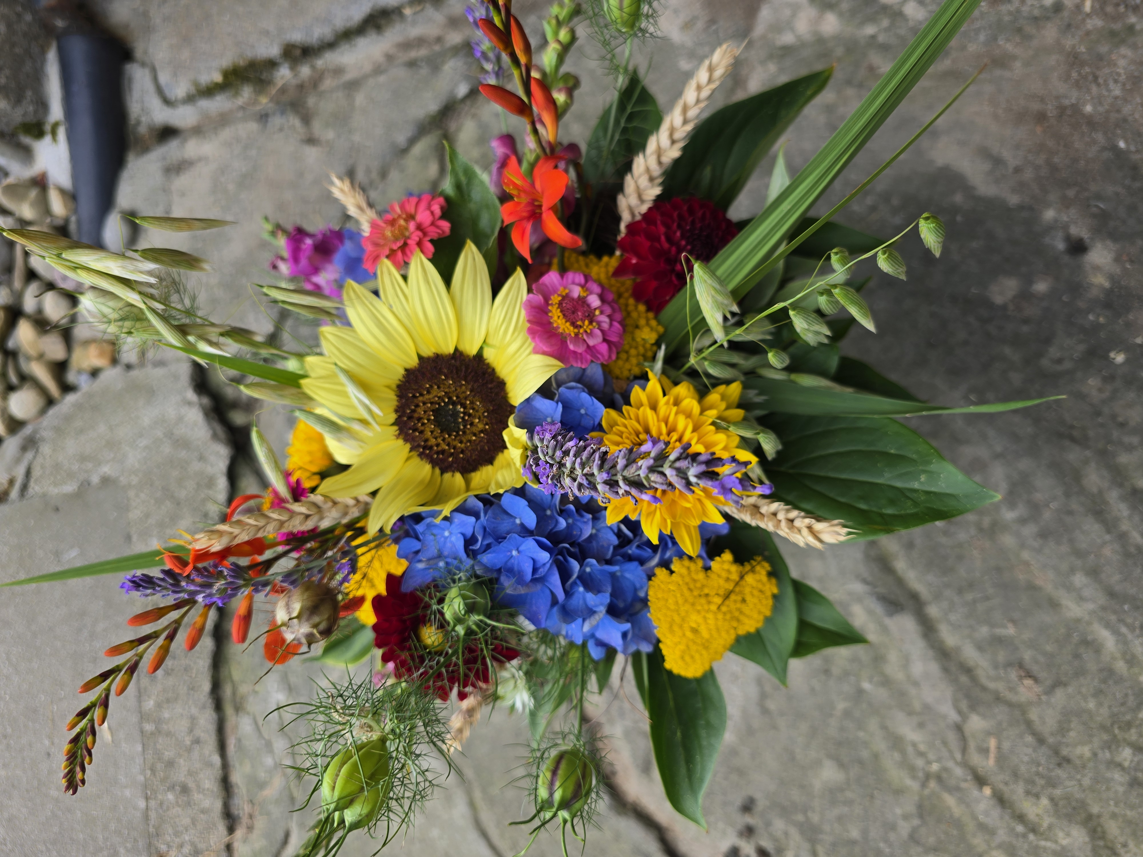 Sommersträusse 🌻☀️ - Floristik vom Hofladen Hofrüti in Horw
